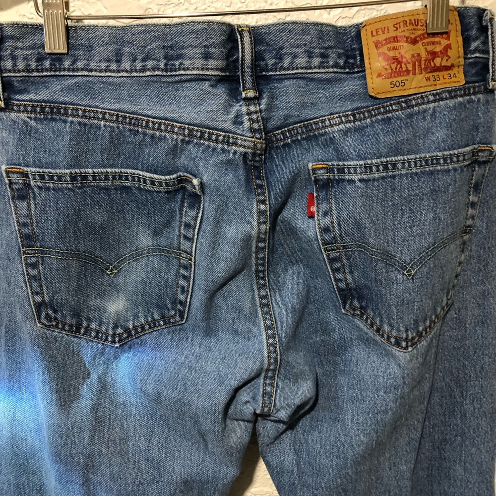 Levi’s 505 mens 33 waist 34 length jeans. - Picture 4 of 5